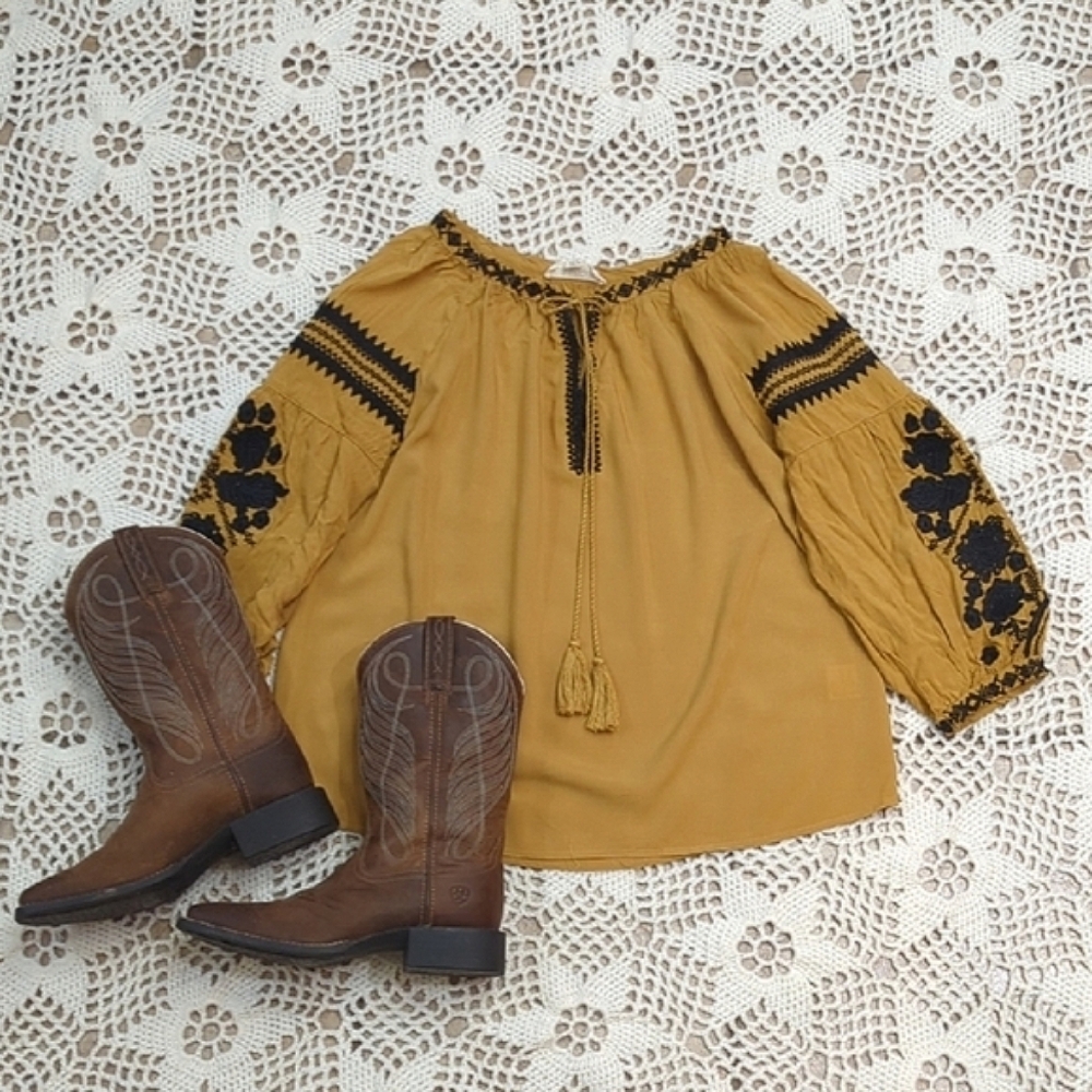 Anthropologie Luna Moon Western Boho Embroidered Flowy Peasant Blouse